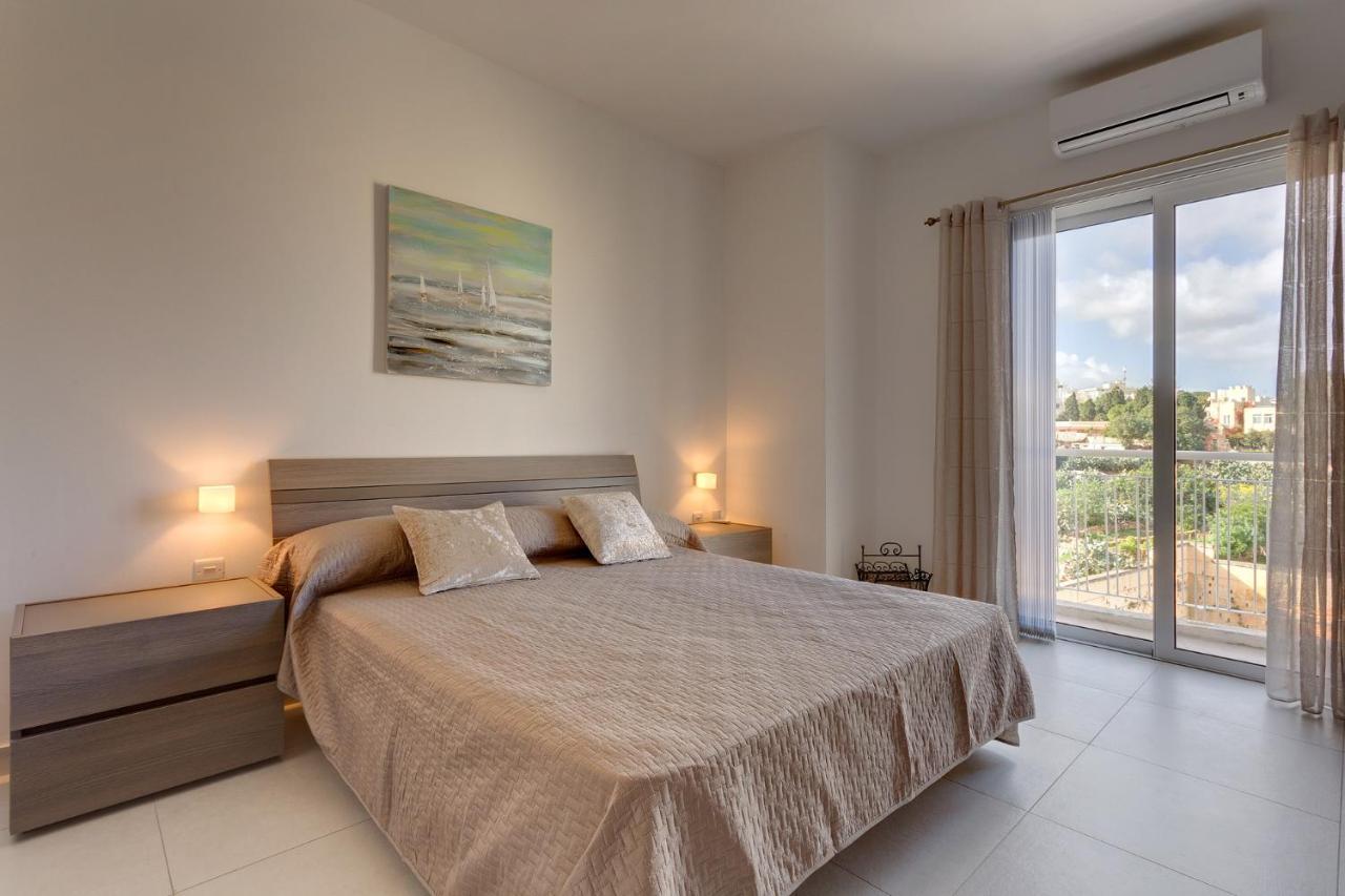 Modern Apartment In The Best Location, Perfect For Families Σλιέμα Εξωτερικό φωτογραφία