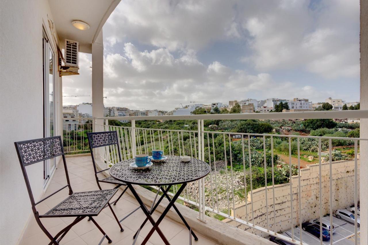 Modern Apartment In The Best Location, Perfect For Families Σλιέμα Εξωτερικό φωτογραφία