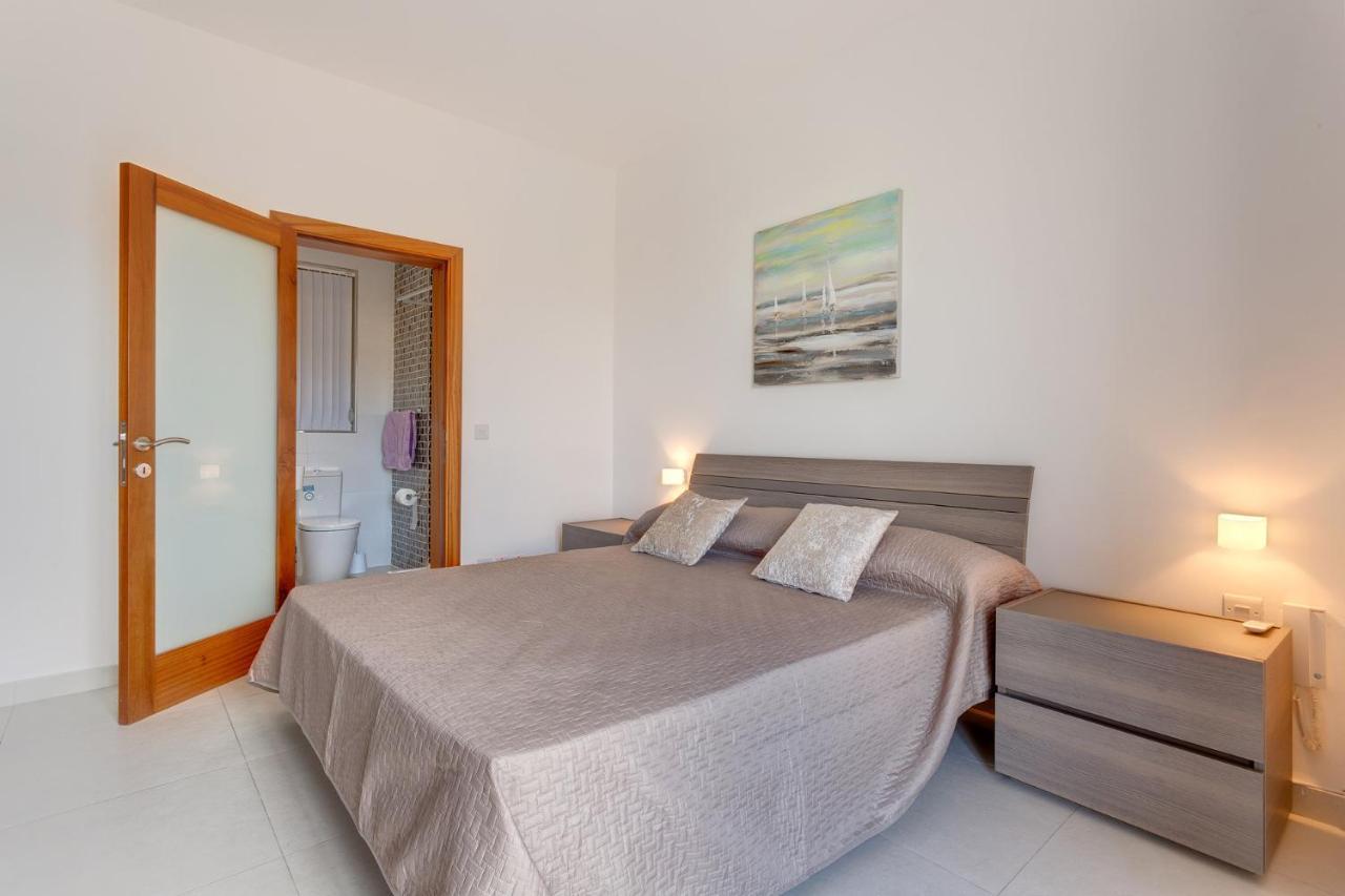 Modern Apartment In The Best Location, Perfect For Families Σλιέμα Εξωτερικό φωτογραφία